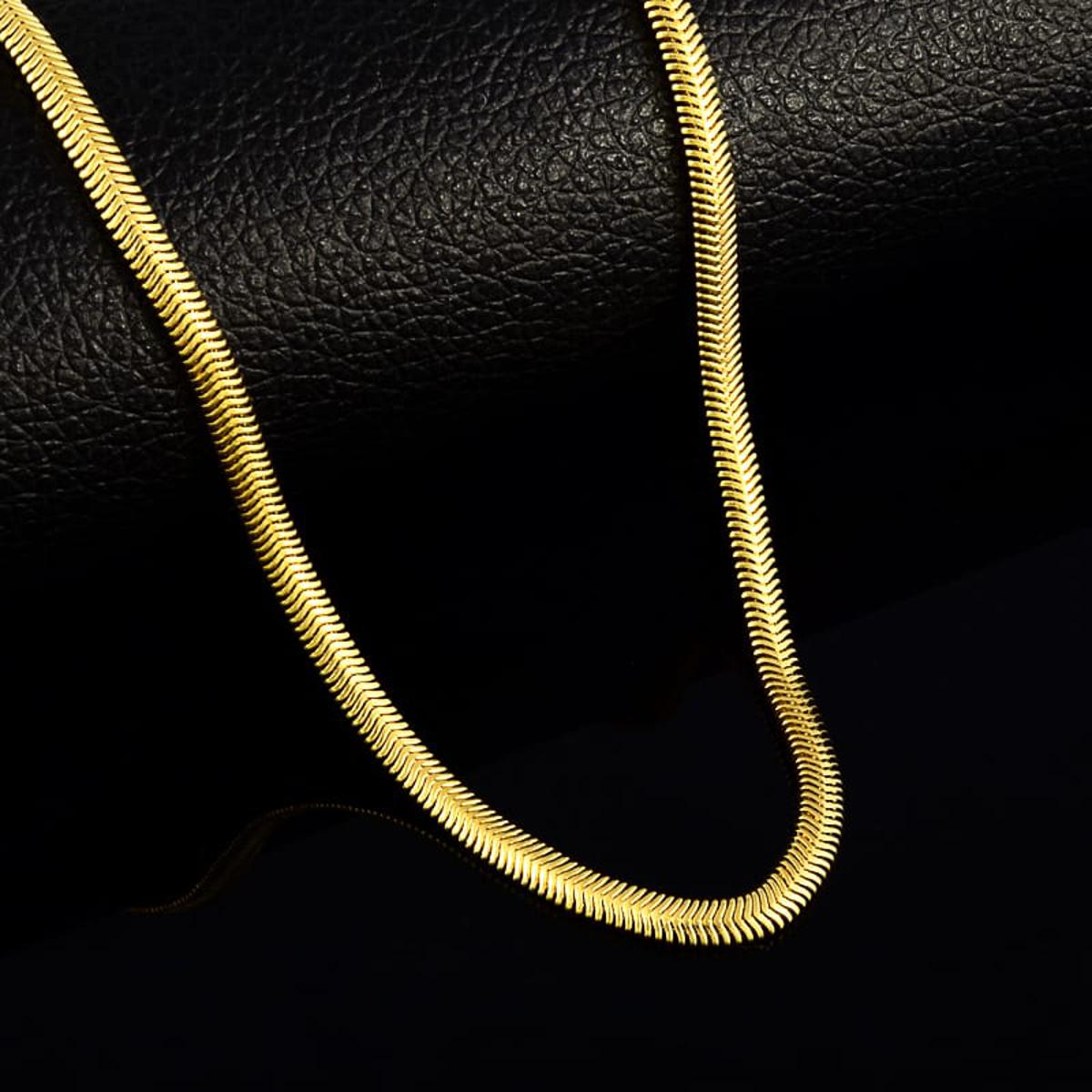 New High Quality Top Trending Snake Style Silver Neck Chain for Men - Golden