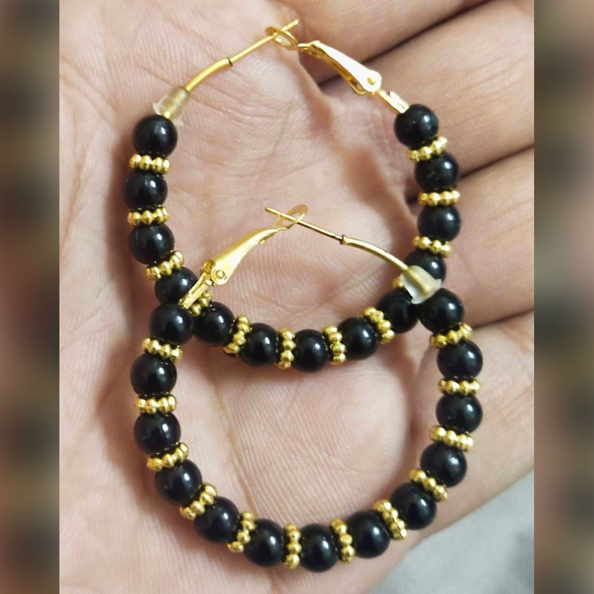 New trend Classic Gold Plated Black Pearls with Golden Hops Round Earrings
