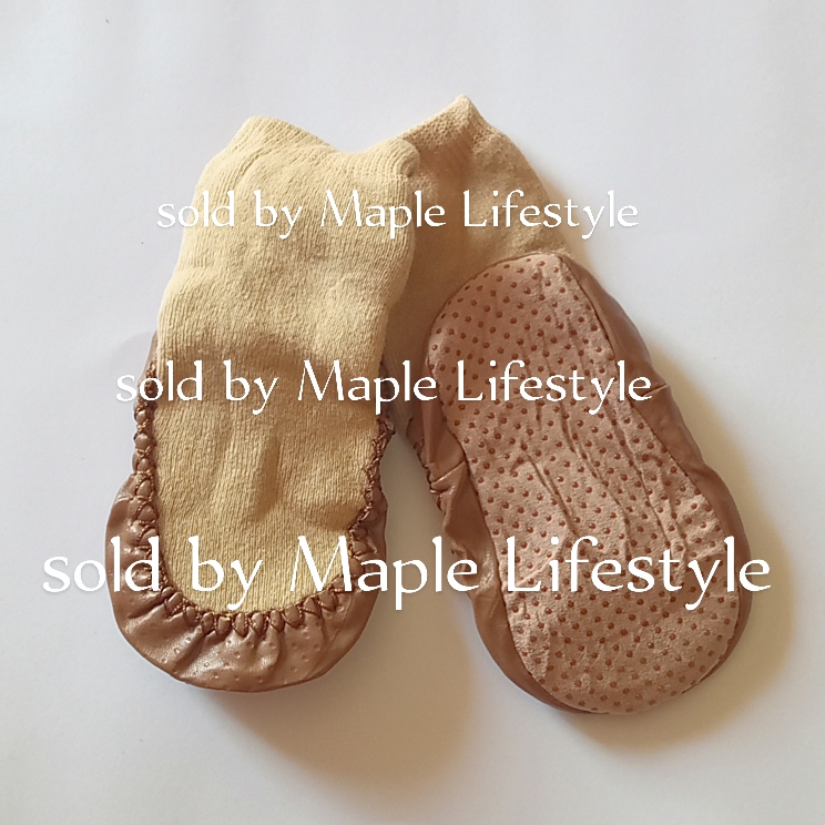 Babies Toddler Infant first Walker Soft Warm leather bottom Carpet/Floor Booties Socks (1 pair) by Maple Lifestyle