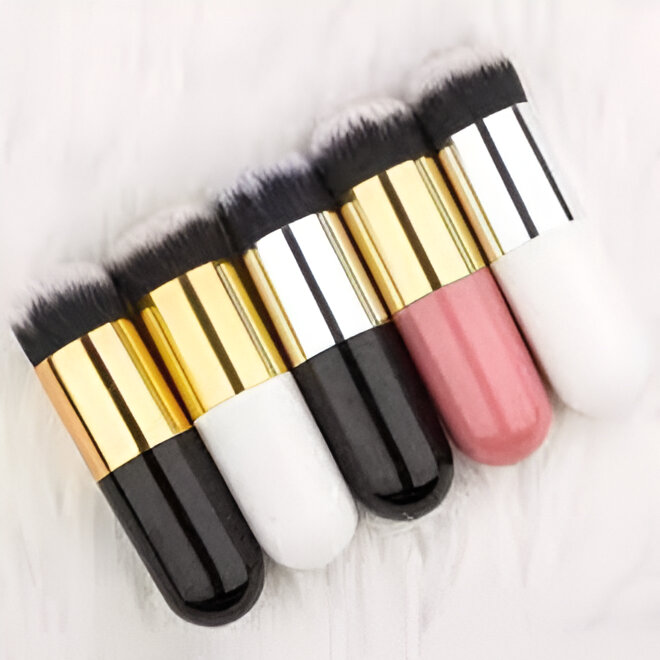 chubby pier foundation brush Makeup Brush, Suit For Blending Liquid, Cream or Flawless Powder Cosmetics, Professional Cosmetic 1PC