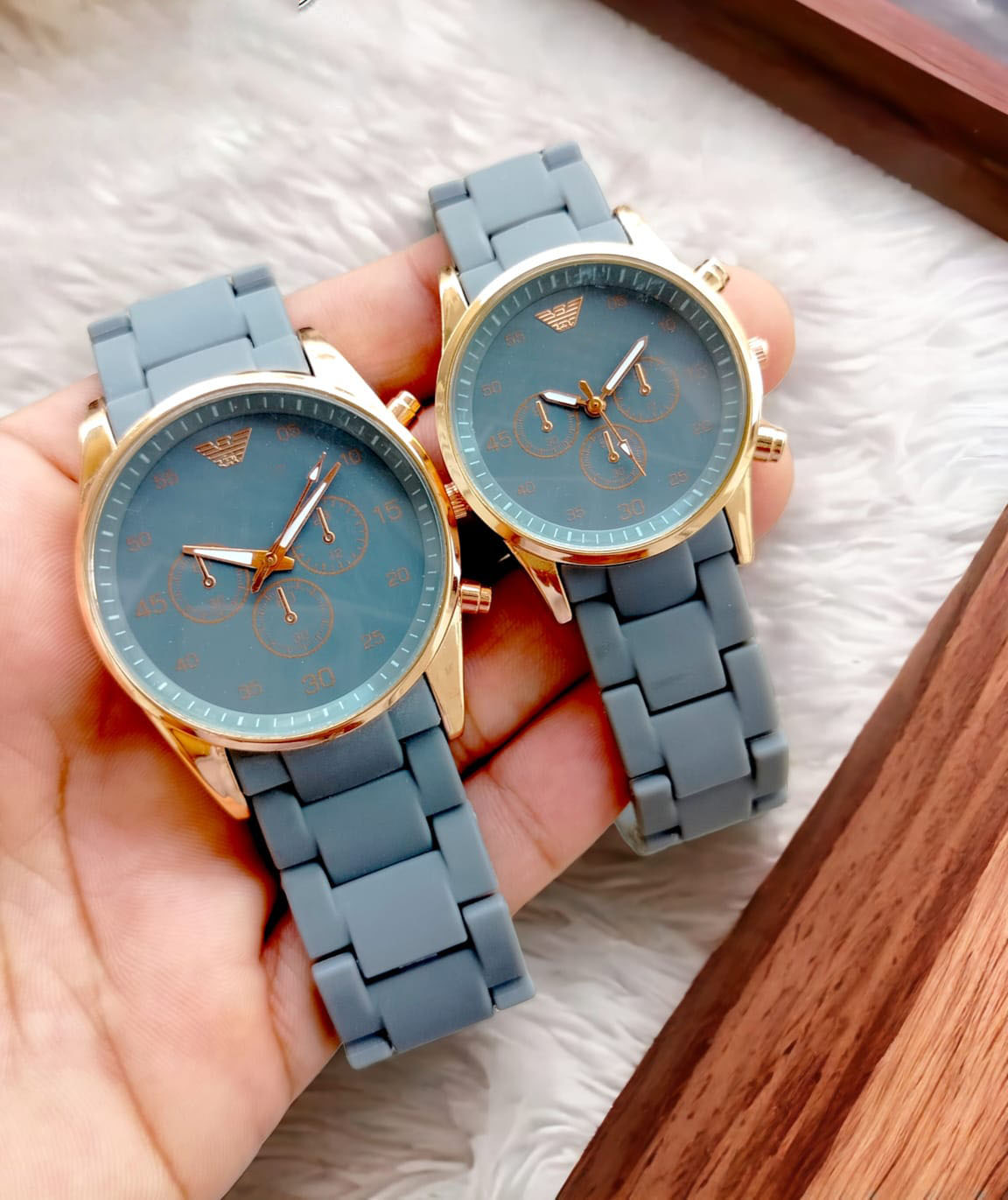 Couple Watch Rubber Chain Strap Puch Button Lock