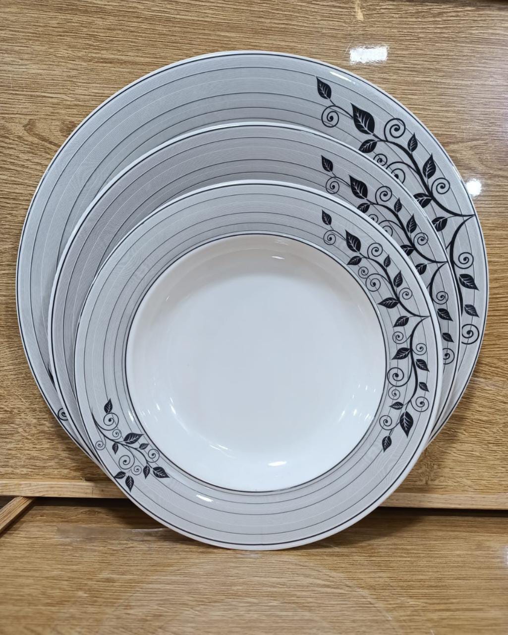 Arkon Melamine dinner set 6/8 persons serving Strong quality