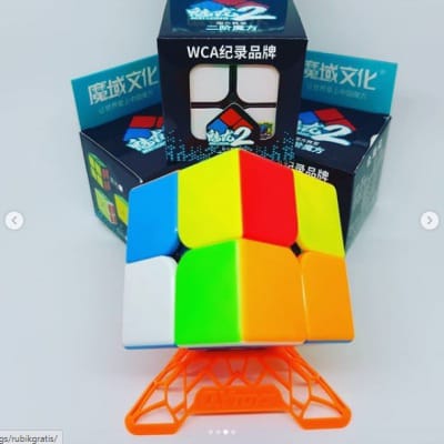 High-Quality 2X2 Puzzle Cube for Kids - Instruction Manual Included