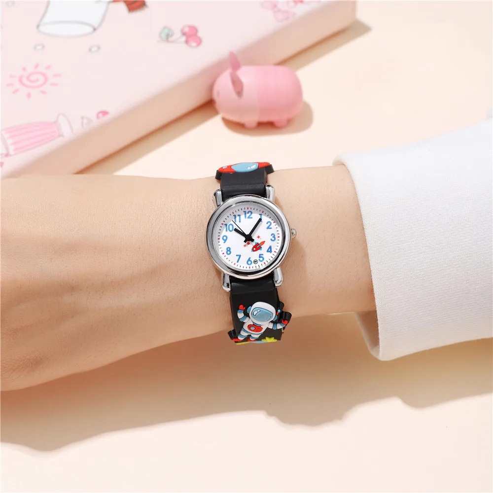 Adorable Kids' Cartoon Watch Set - Wrist Watches with Colorful Designs and Easy-to-Read Face - Perfect Gift for Children