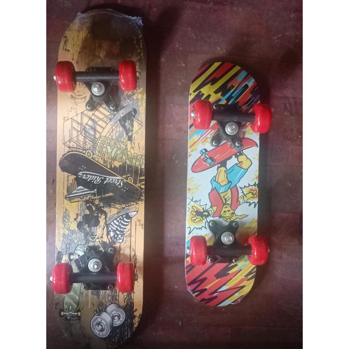 Premium Quality Skate Board medium 17 inch