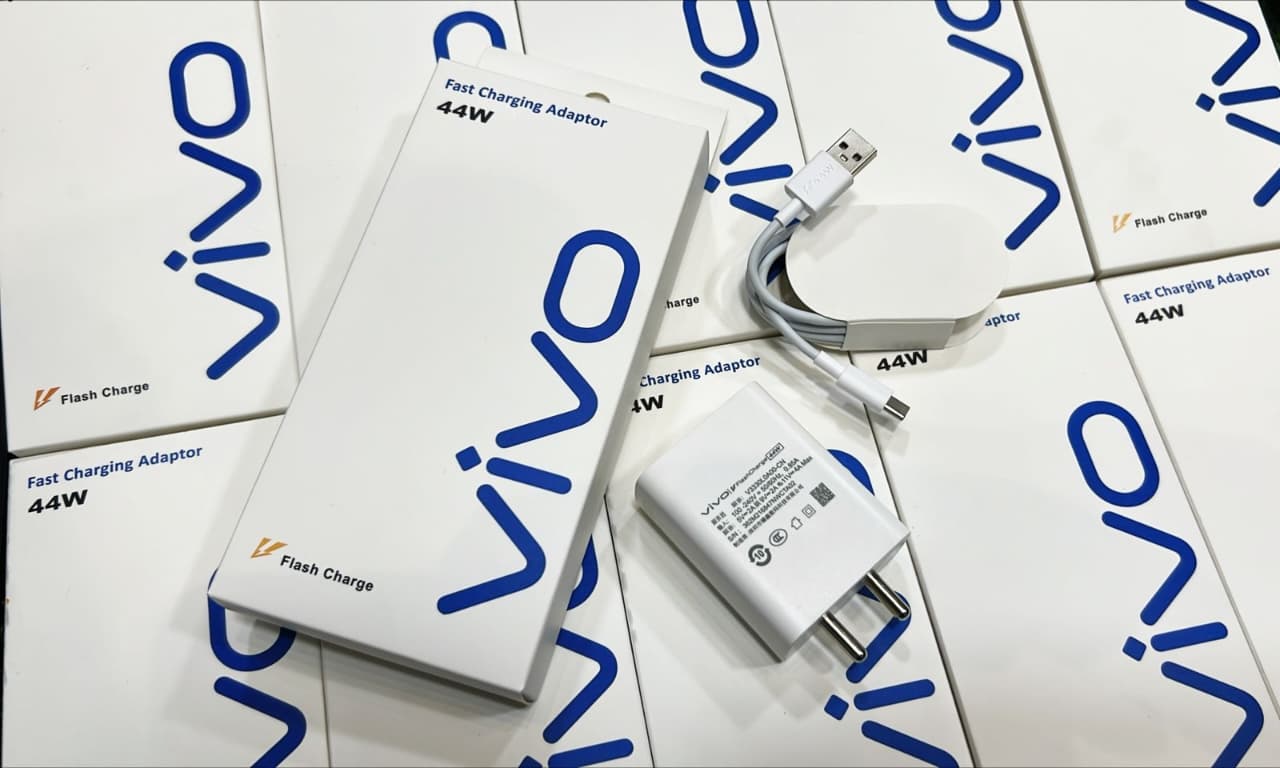 Vivo Original Charger 44W Flash Charge with Cable 3.1 A  | TYPE C