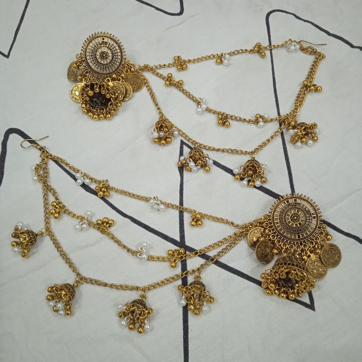 Bahubali earring India Jhumka set with ear chains, Saharay jhumka