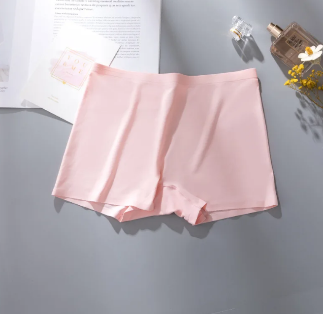 Women's Ice Silk Seamless Short Panties Comfortable Soft Boxer Briefs Underwear