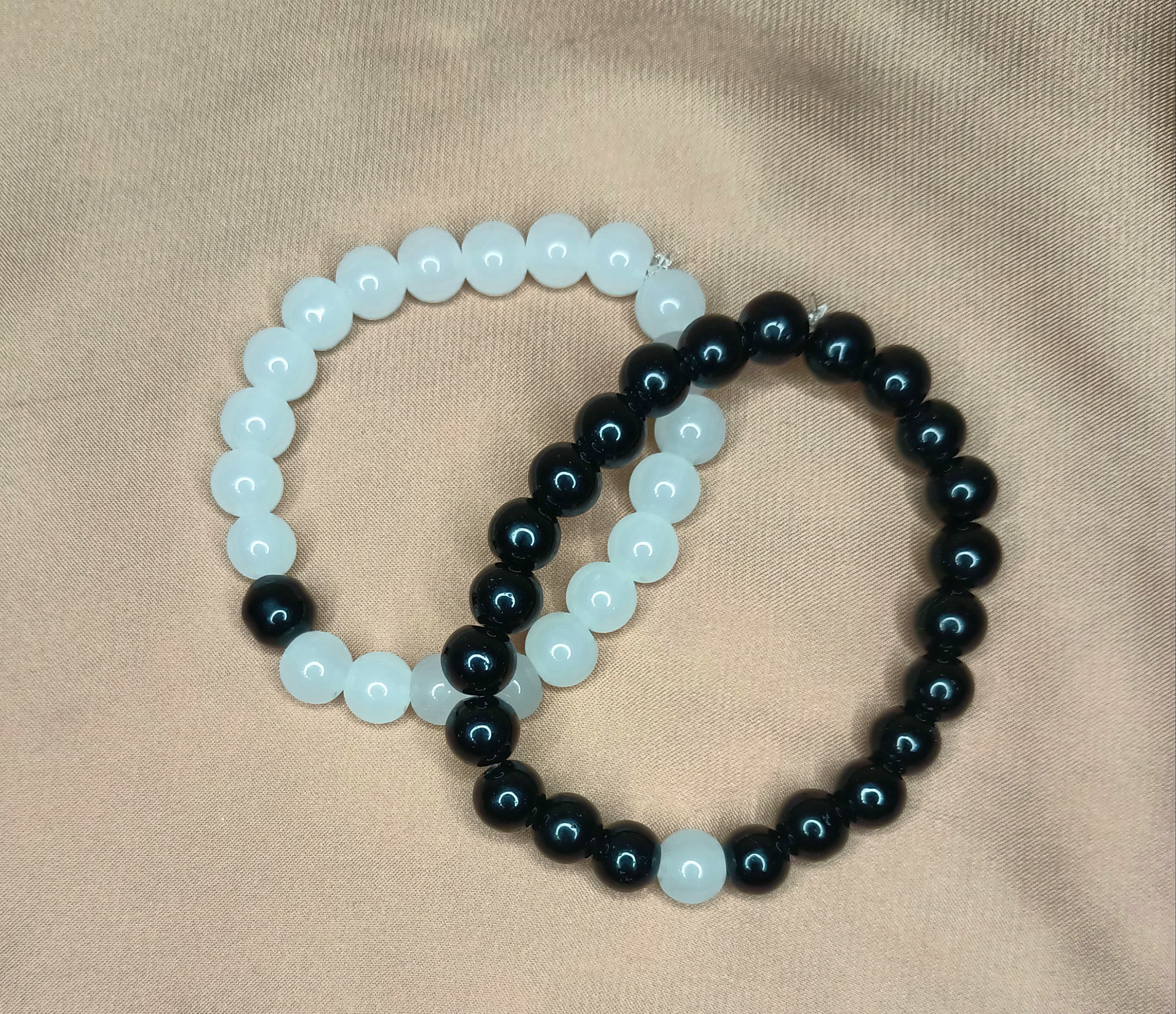 Black and Transparent White Glass Bead Bracelet for Boys and Girls - Trending White and Black beaded bracelet for women and men in Korean style couple bracelet