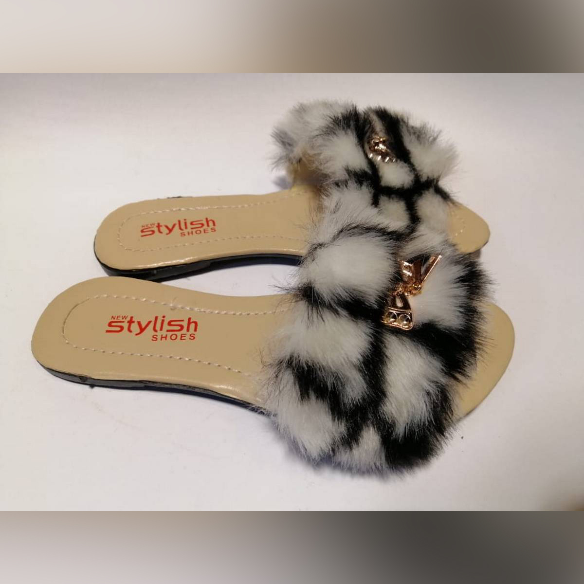 Cat wali chappal Clearance