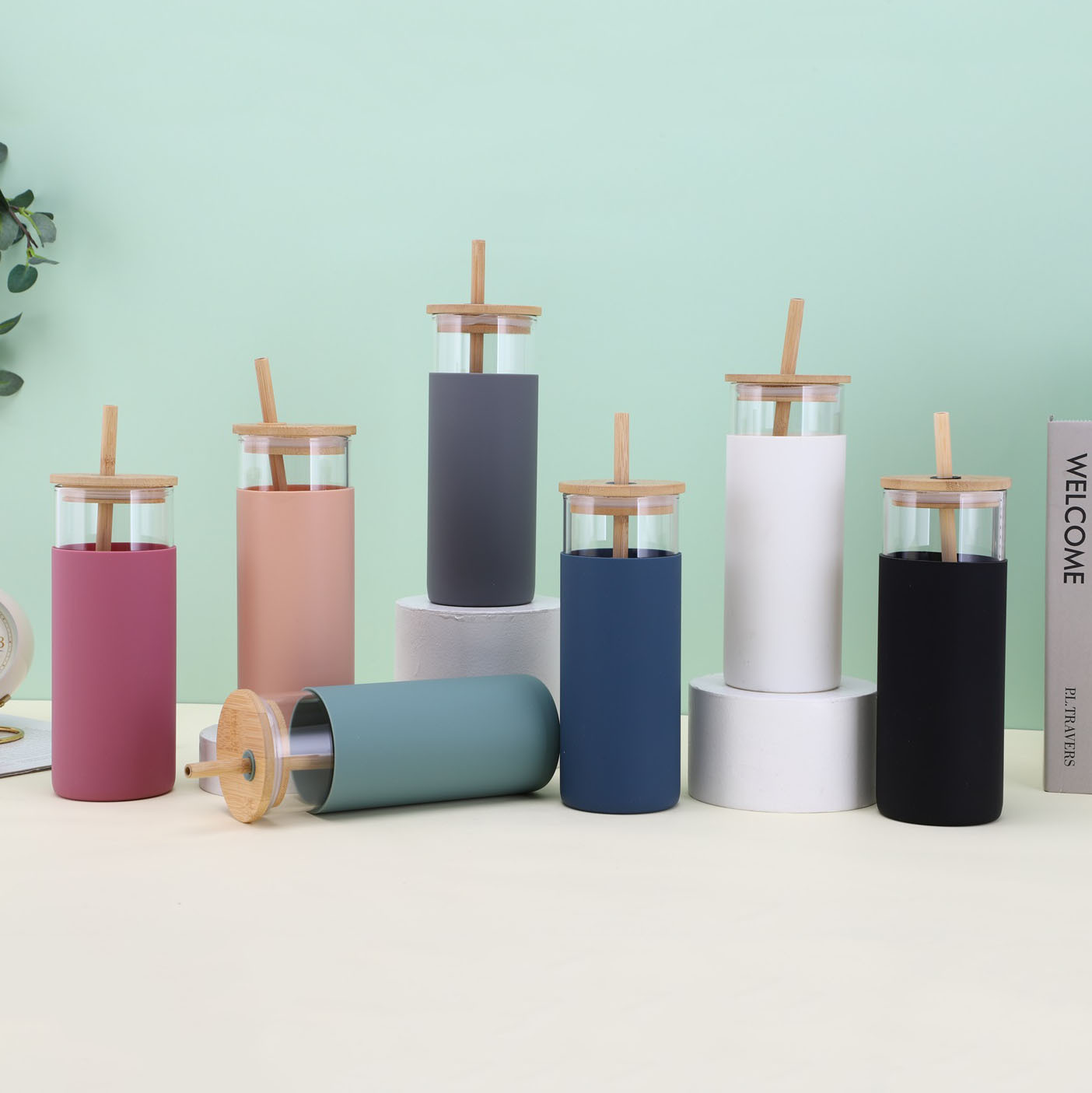 Creative Bamboo Cover Borosilicate Straw Glass Cup With Silicone Case Simple Milky Tea Cup Tumbler Plain