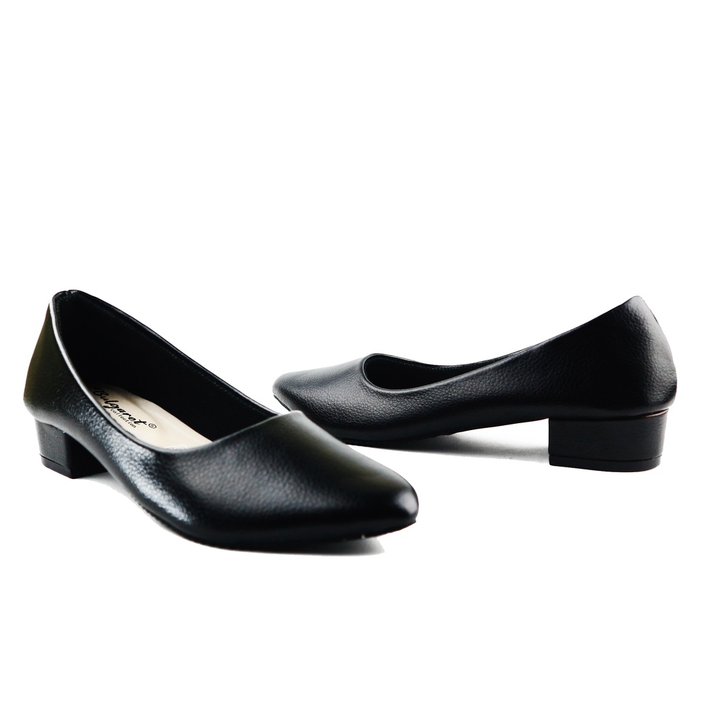 Women's Loafers Work Shoes Office Shoes Women formal Shoes R 25: Buy Online  at Best Prices in Pakistan 
