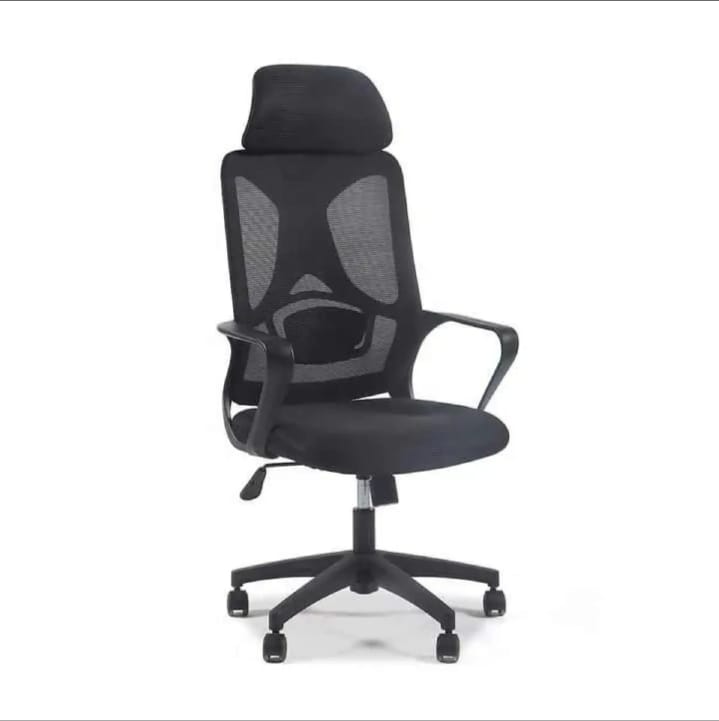 Executive Office Chair with Adjustable Height and Tilt Function