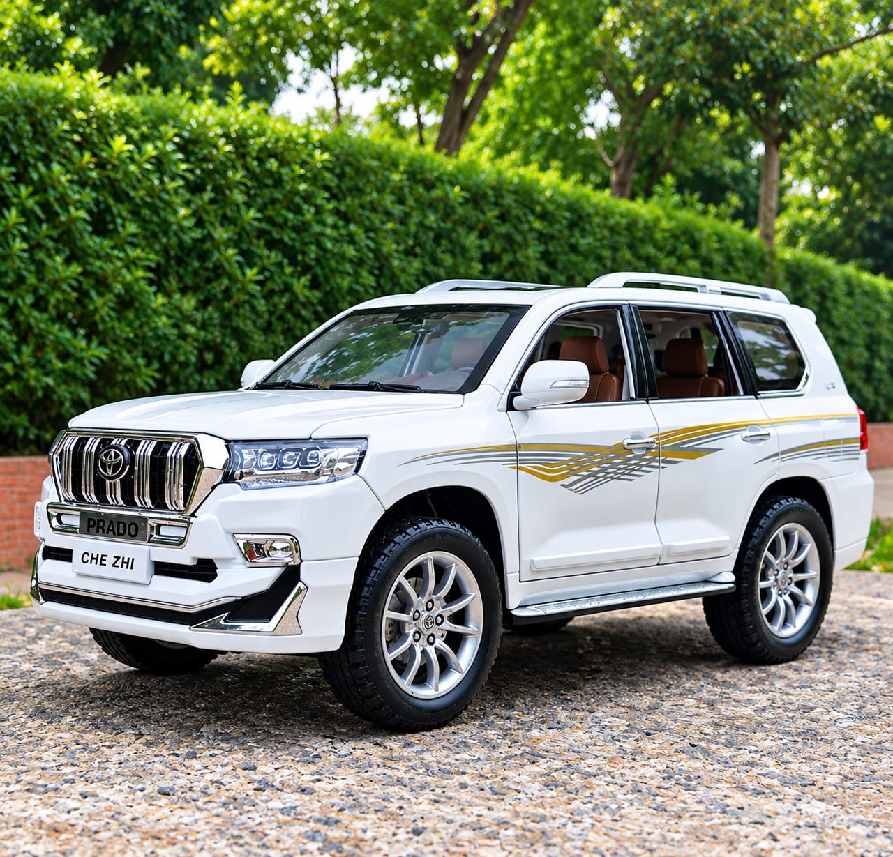 Toyota Land Cruiser With Smoke Feature SUV DieCast Model with Light & Sound Pull Back Action Multicolor New Collectible Toy Car for Boys 6+