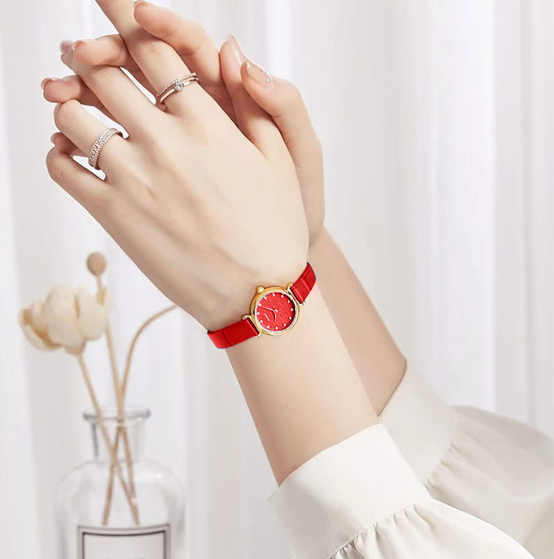 2023 Collection Stylish Small Dial Quartz Watch For Women Luxury Watch For Ladies Trendy Watch For Girls