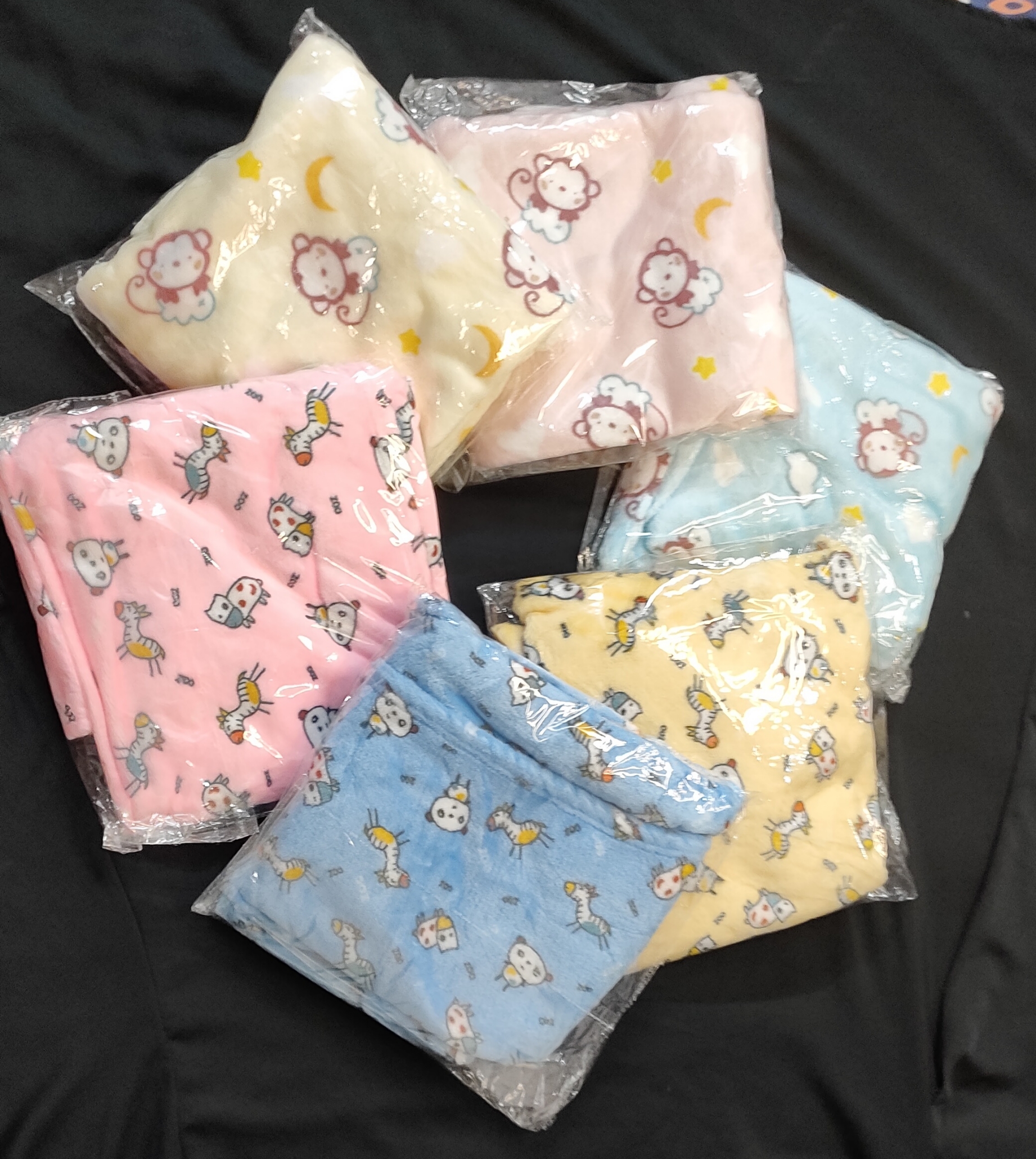 Newborn Wrapping Sheet - Soft Swaddle Towel Sheet - Blanket Stuff - Boy & Girl - Imported Quality