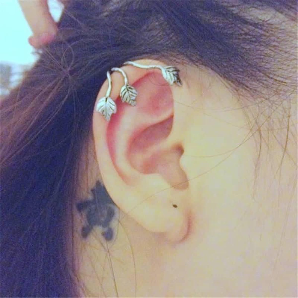 Girls Antique Silver Leaf  EarCuff Tendy Fashion Women Earrings - 01 Piece