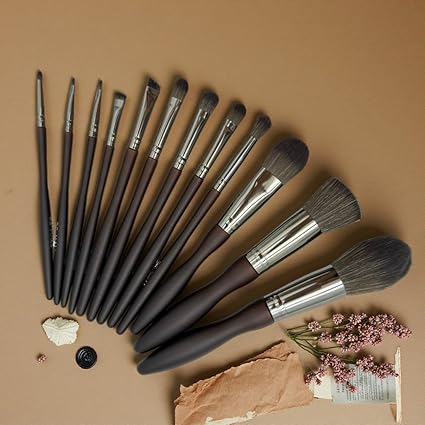 12 Piece Professional Makeup Brush Set, Soft Bristles for Powder, Blush, Foundation, Eyeshadow, Concealer & Eyebrows, Complete Cosmetic Brush Kit