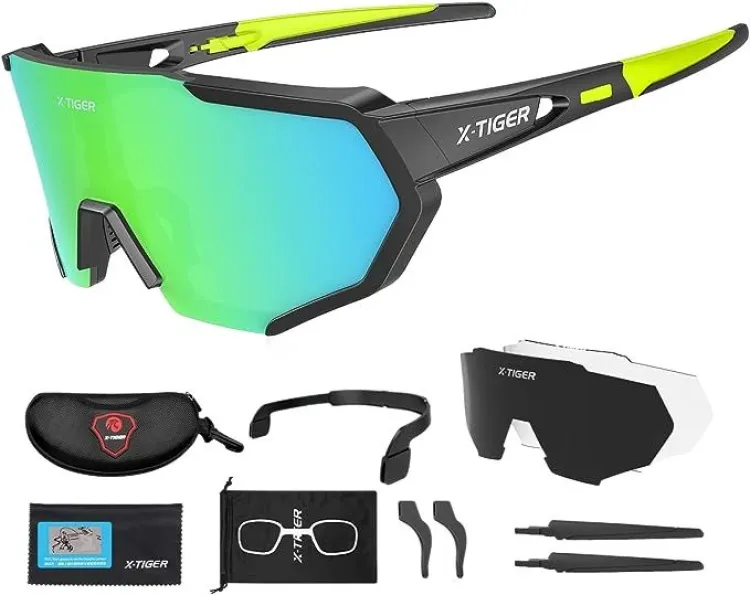 Polarized sports sunglasses with 3 or 5 interchangeable lenses