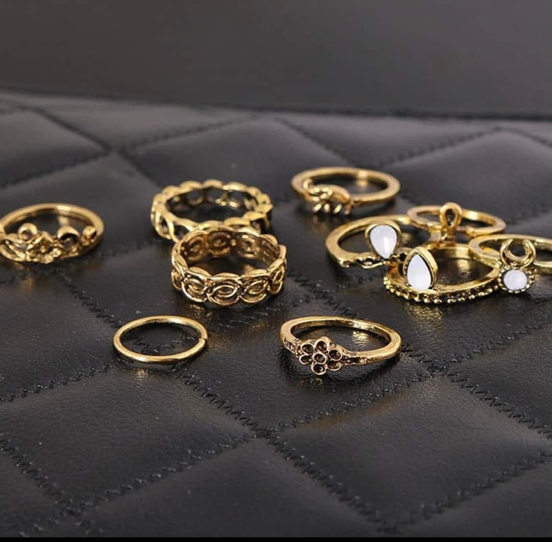 10Pcs Ring Set For Girls & Women's High Quality Silver/Gold Color Trendy Design