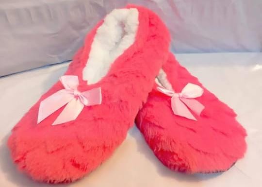 Women Fur Slippers | Ladies Slipper | Soft Warm Furry House Slippers | Cozy Winter Footwear