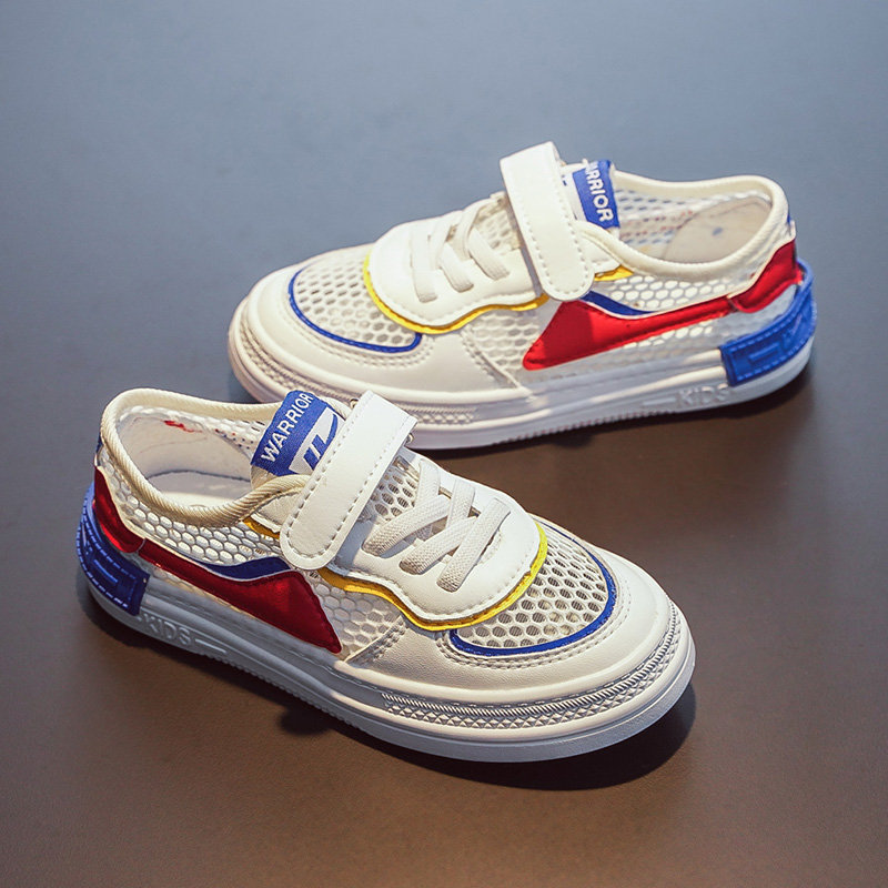 pull on canvas shoes