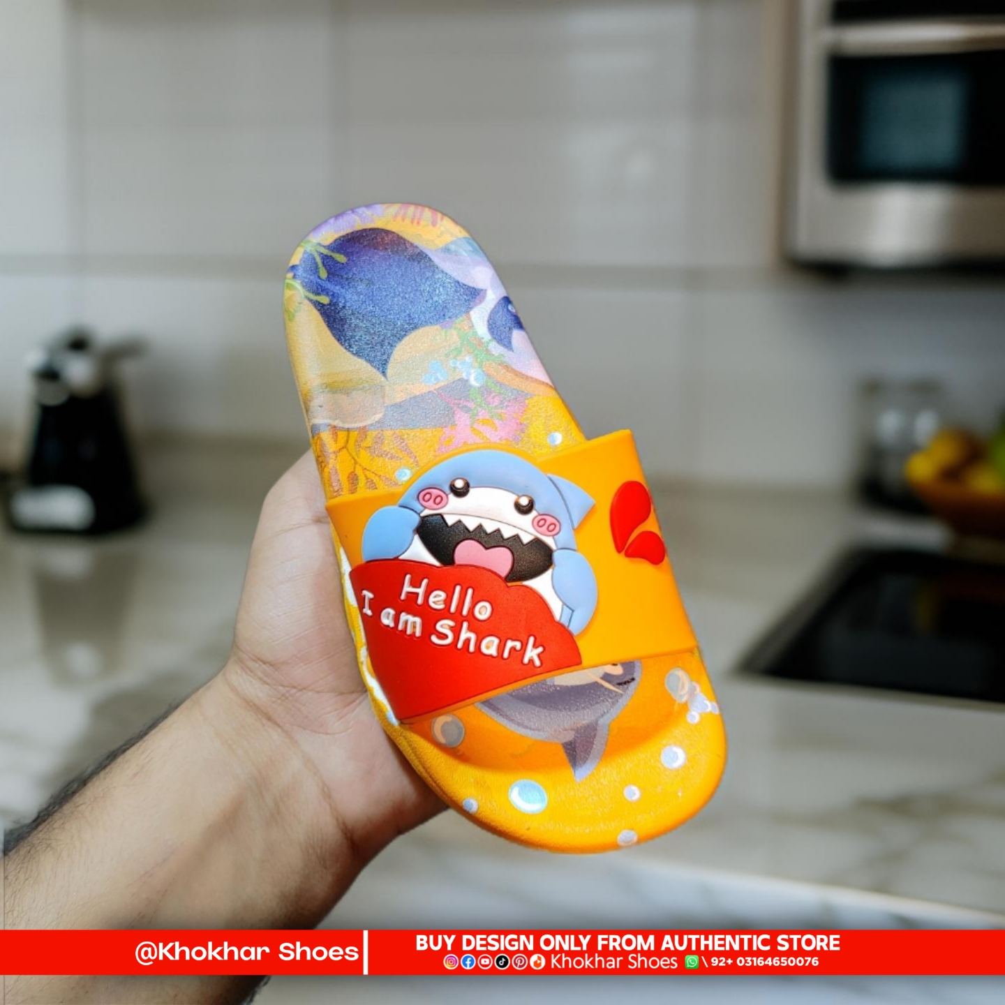 New 3D Cartoon baby shark children's slippers summer boys and girls bathing indoorNon-slip soft sole no-smell sandals