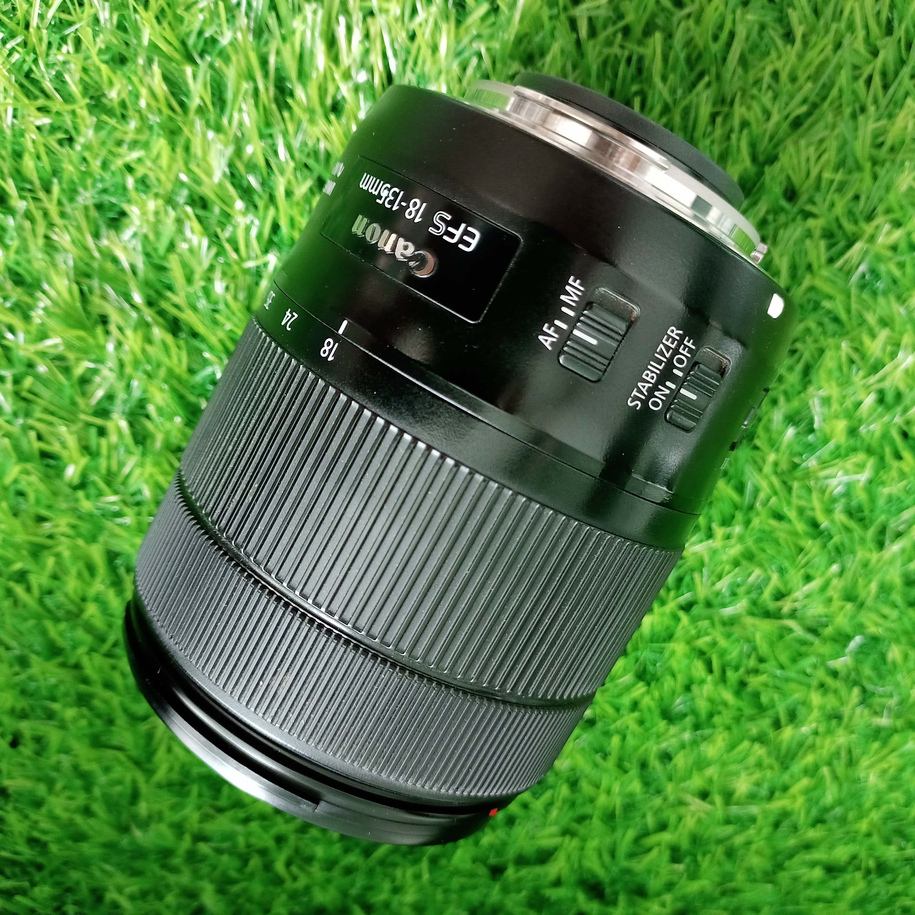 Canon EF-S 18-135mm f/3.5-5.6 IS Nano USM Zoom Lens with Image