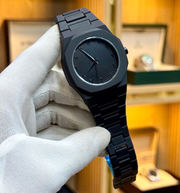 Black Aura watch Stylish Wrist Watch for Men & Women – digital Smart Watch Elegant Analog Watch with Premium Design, Casual & Formal Use, Smart Watch price in Pakistan
