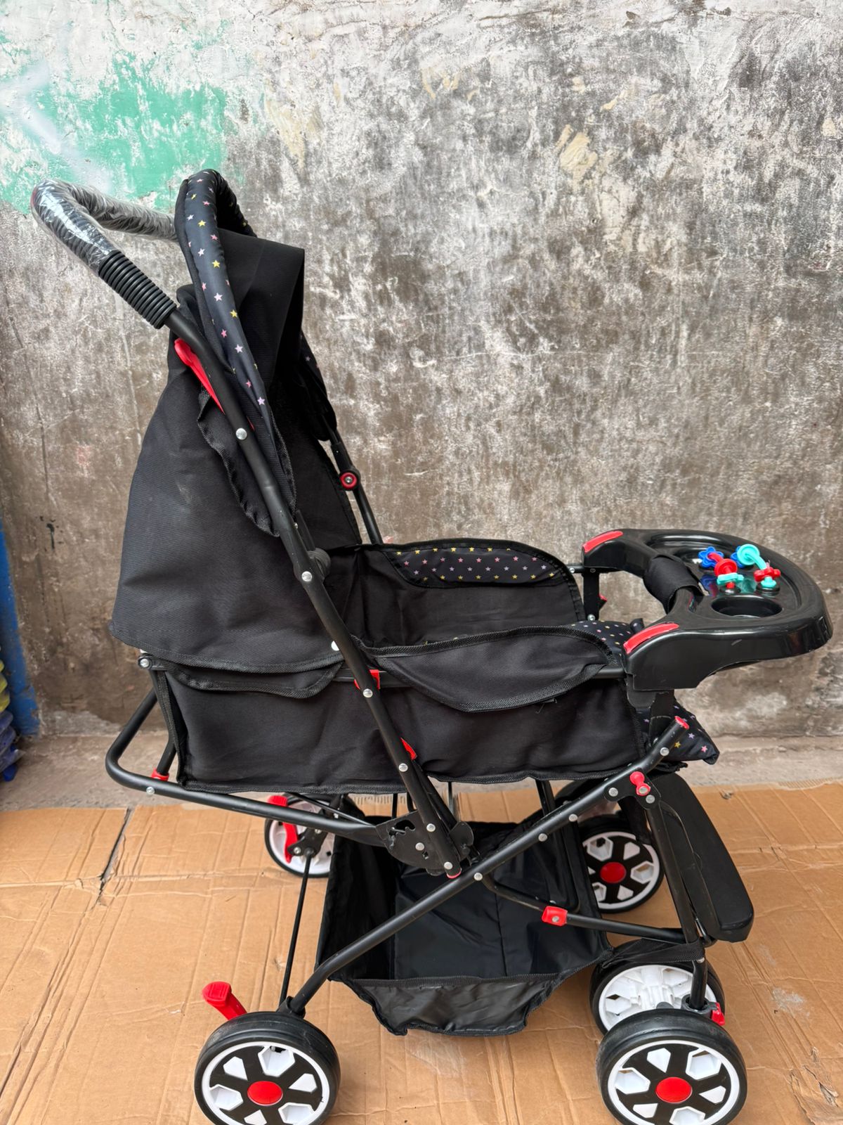 Food Tray Foldable Baby Stroller Pram For Newborn  Blue color with  6 Big Tyres
