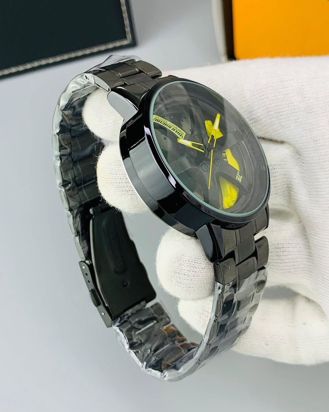 “Premium Hybrid Men’s Wristwatch – Rotating Rim Dial, Multi-Function Modern Design, Waterproof Metal Strap”Look Like Smart Watch