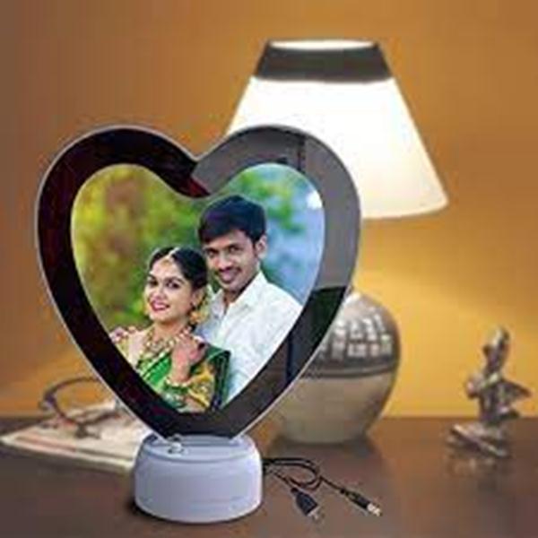Magic Mirror Photo Frame with LED Light - USB & Battery Powered Gift Frame - White, Heart & 3D Options