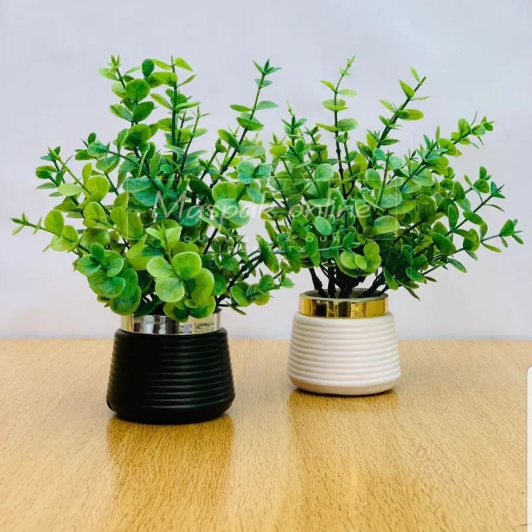 New Artificial Wild Plant With black / White Pot For Home And Office Decoration Flowers For Home Decor