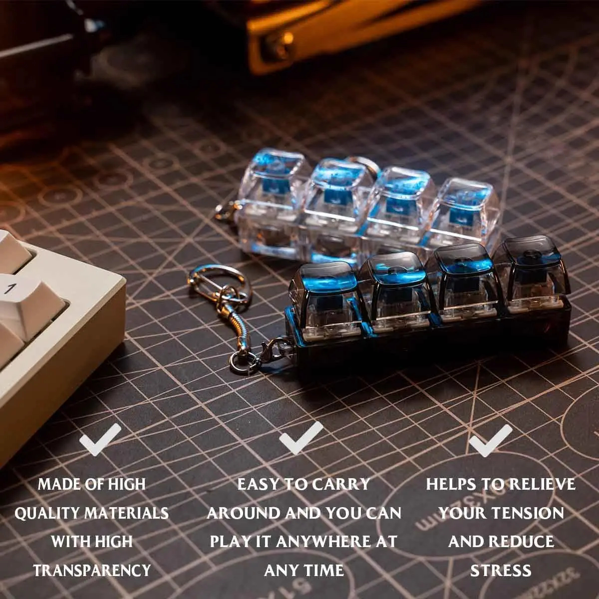 LED Keyboard Key Chain Fidget Toy for Adults Fidget Clicker Decompression Keychains Stress Relief Gadget Interesting Pendant 1pcs