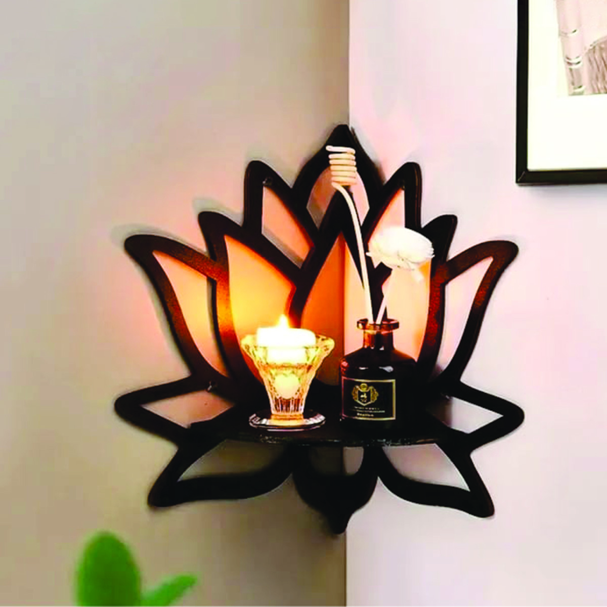 Lotus-Shaped Wooden Wall Shelf, Modern Home Decoration for Plants and Candles