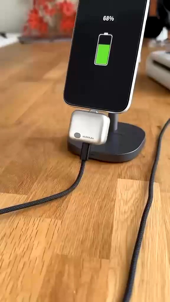 **Smart Charger Adapter Automatic Full Charging Separator, Fast Charging Mobile Charger, Intelligent Battery Protection Charger, Auto Cut Off Smart Charging Adapter, Universal USB Wall Charger for Android Devices, Safe Overcharge Protection