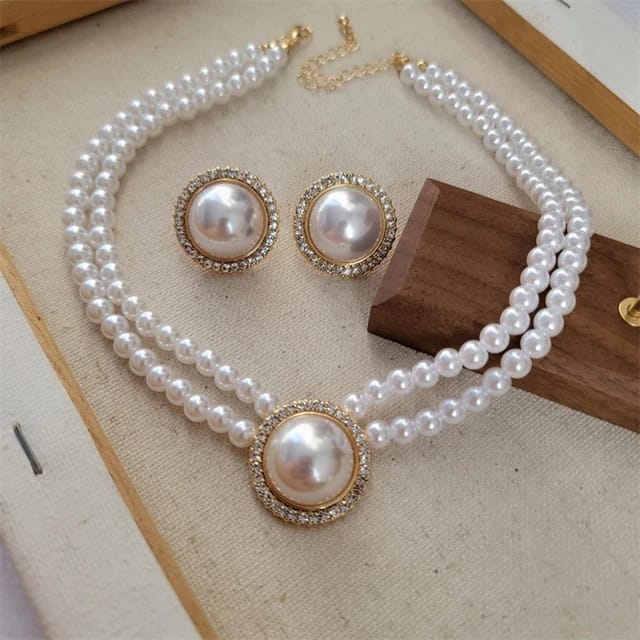 New Beautiful Design Pearl Jewelry Set For Girls N Women's