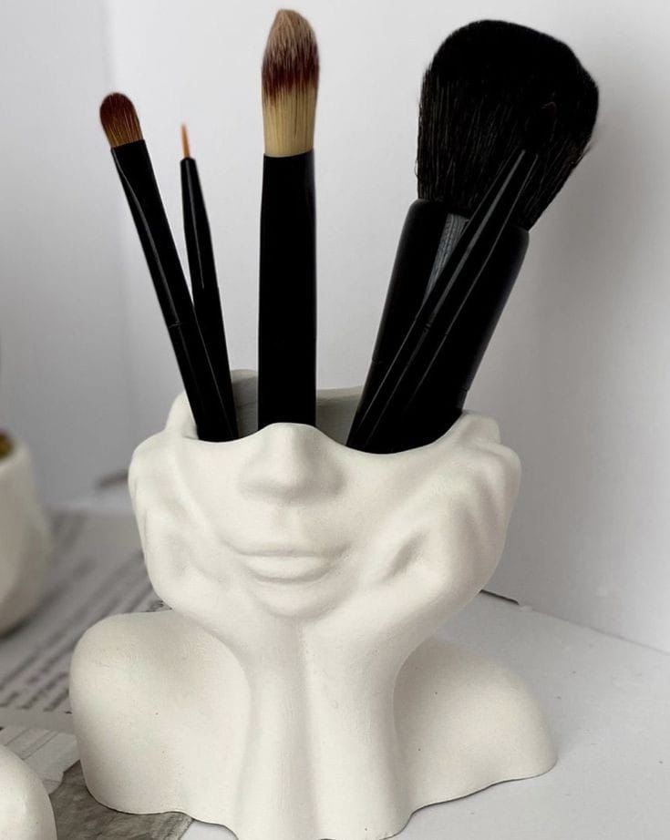 LADY HEAD VASE| FLOWER CONCRETE VASE| HOMEDECOR ITEM| HANDMADE ITEM|