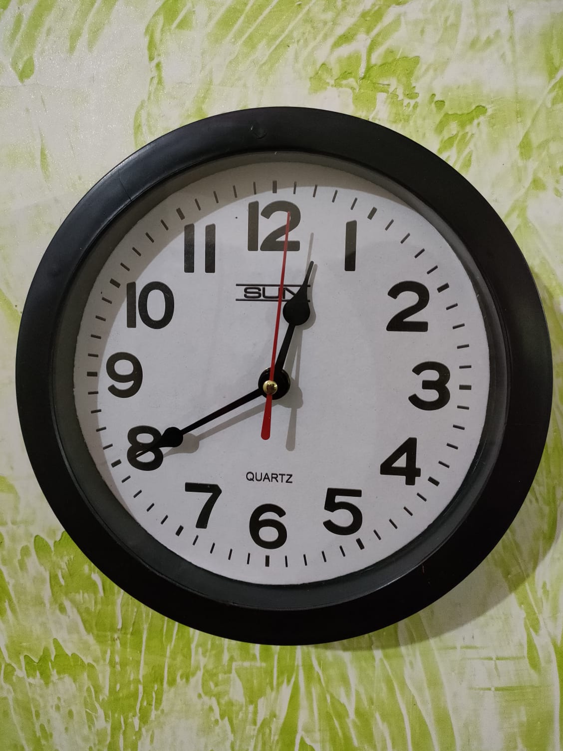 Elegant High Quality Wall Clock (R1)