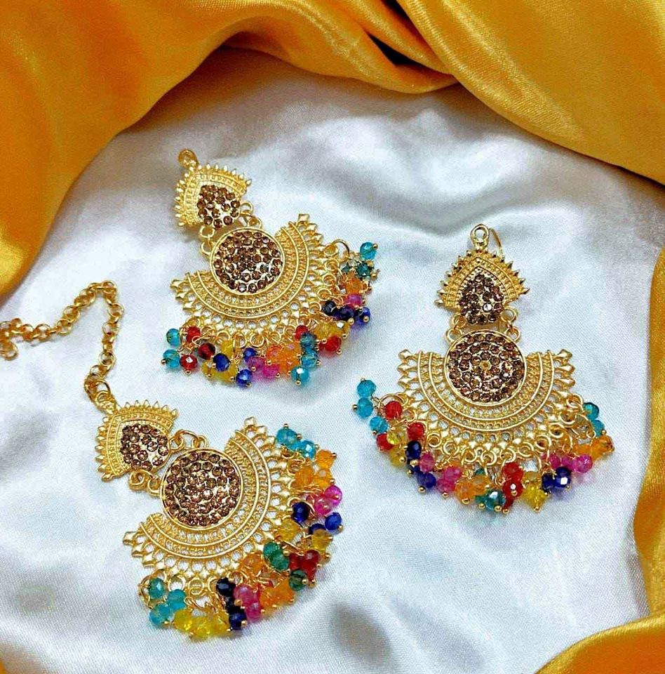 Earing Long Lasting Polish Tika