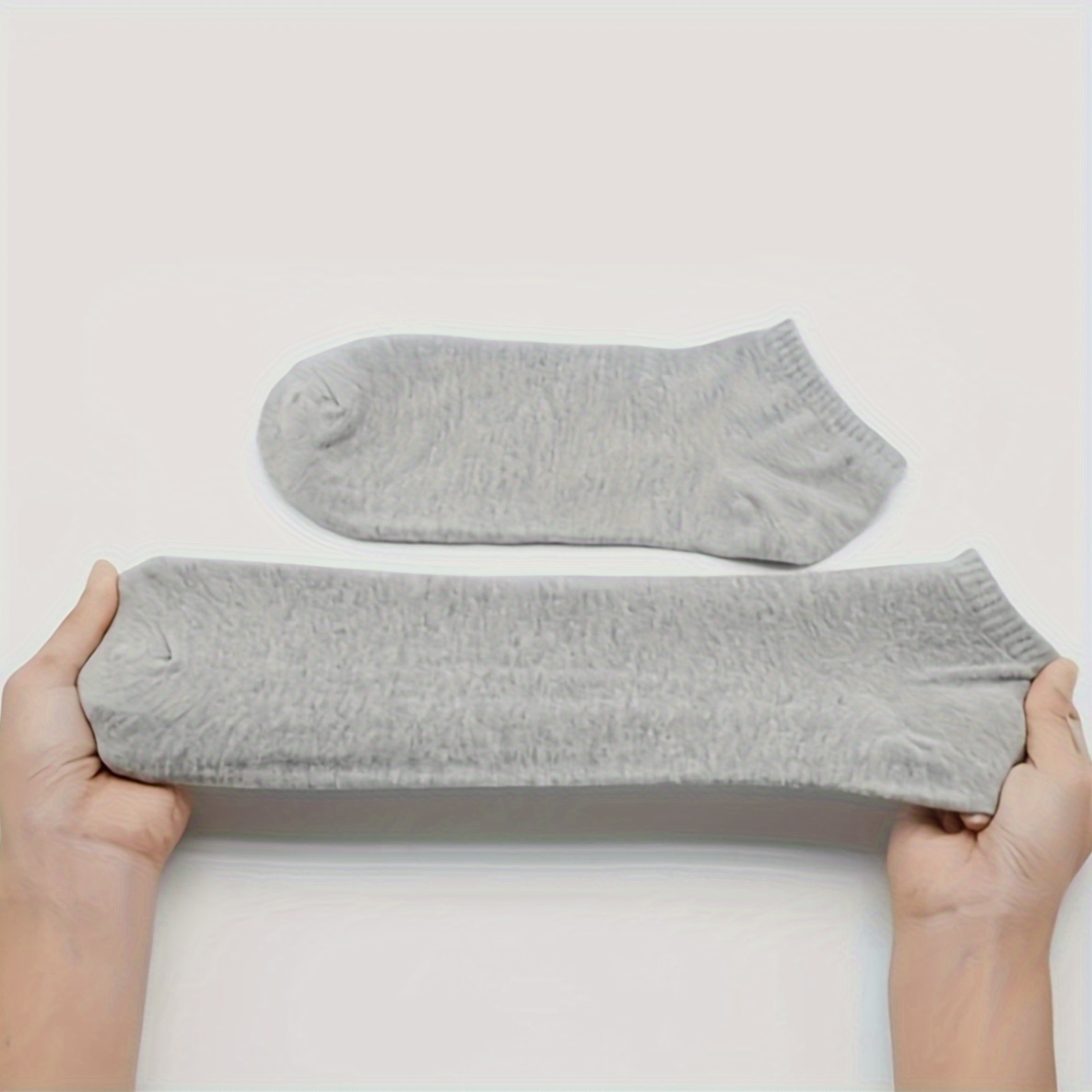 4 Pairs Cotton Ankle Socks for Men and Women - Low Cut Socks for Unisex Soft And Comfortable