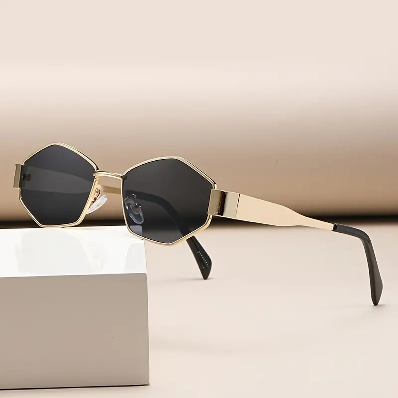 Bestwear.pk Premium Look Diamond Shape Luxury Sunglasses For Men & Women - Elegant Geometric Metal Frame Glasses for Girls & Boys - Adjustable Nose Pad Shades For Ladies & Unisex