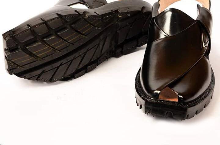 Narozi double tyre sole chappal/sandal shoes no.1 quality black color for  men: Buy Online at Best Prices in Pakistan | Daraz.pk
