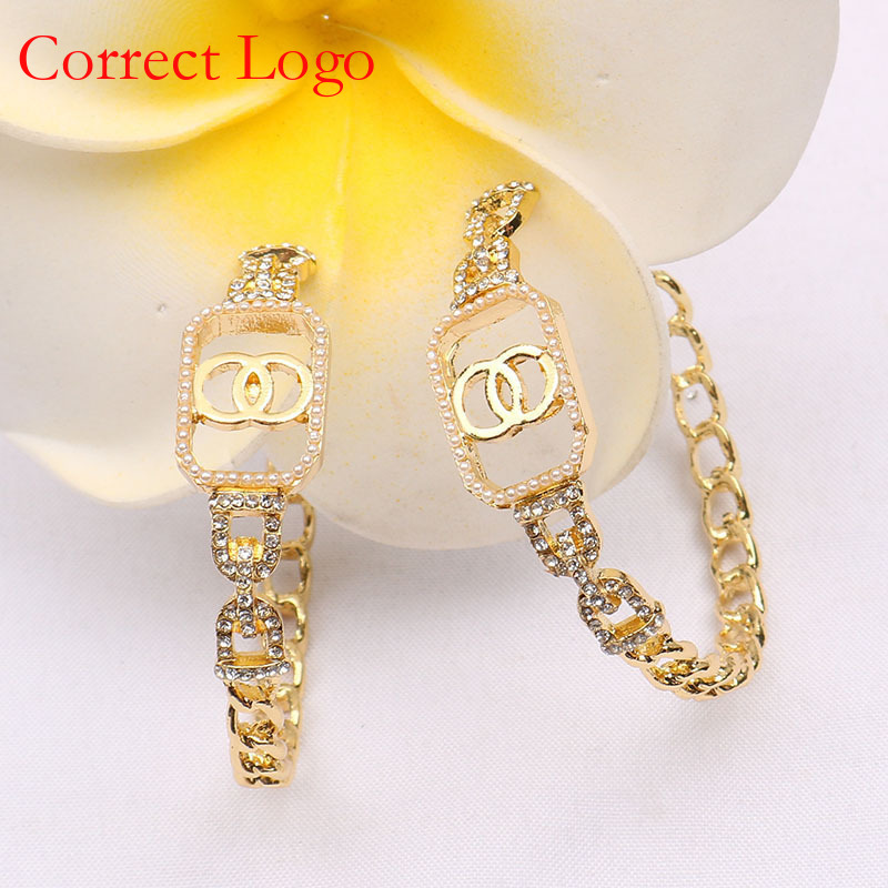 New Fashion Style Double C Chain Top Quality Super Beautiful Classic Letter Earrings For Women Light Luxury Versatile_voghion.com