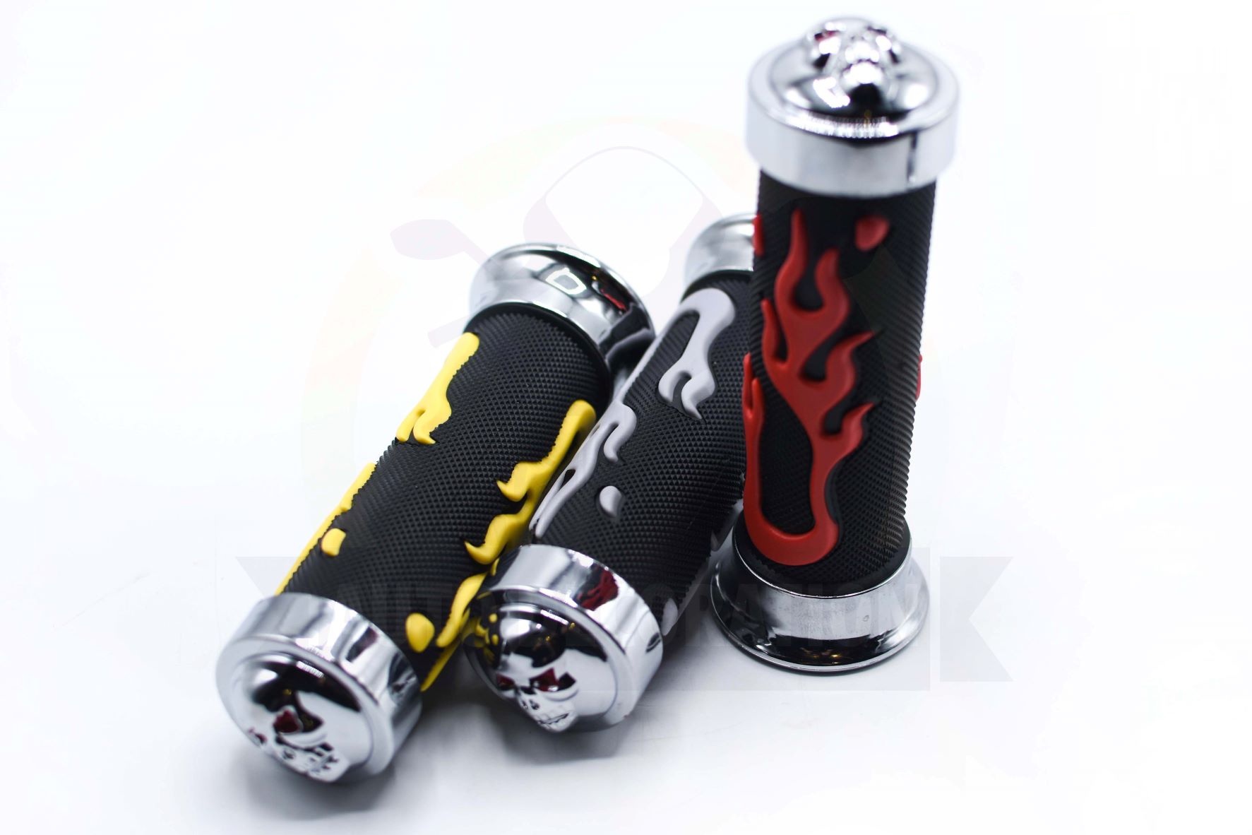 Motorcycle Handle Bar Grip Bike Hand Grip Rubber Skull Head Flame