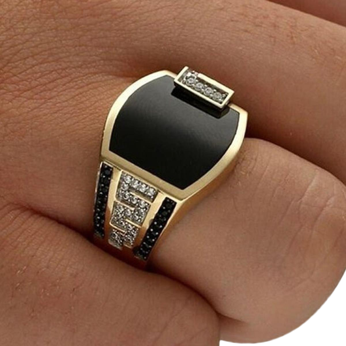 Classic Men Ring Fashion Metal Gold Color Inlaid Black Stone Zircon Punk Rings for Men Engagement Wedding Jewelry