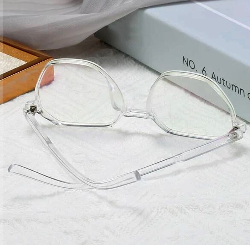 Transparent Lightweight Anti Glare UV Ray Eyeglasses For Men/Women