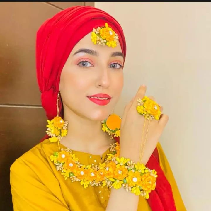 Bridal jewellery set, Bridal jewellery set, Bridal jewellery set Mehndi, Bridal Jewellery set for girls, Floral Jewellery for Mehndi , mayon flower jewelry , Mehndi accessories, Mehndi Jewellery set for girls for Bridal