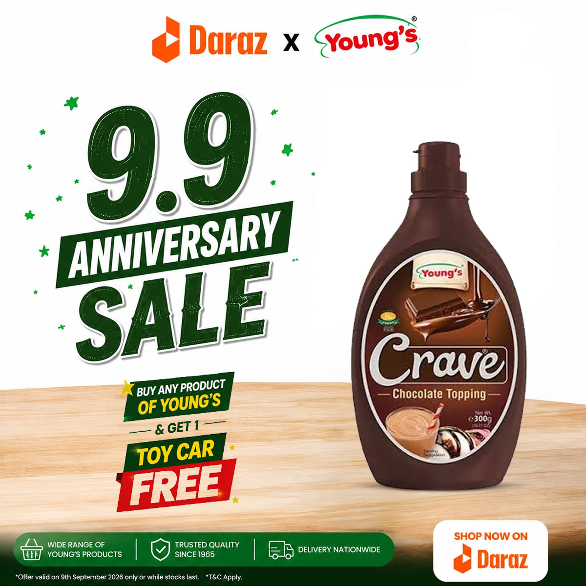 Crave Chocolate Topping 300gm Rich Chocolate Sauce Dessert Topping for Ice Cream Cakes and Sweet Recipes