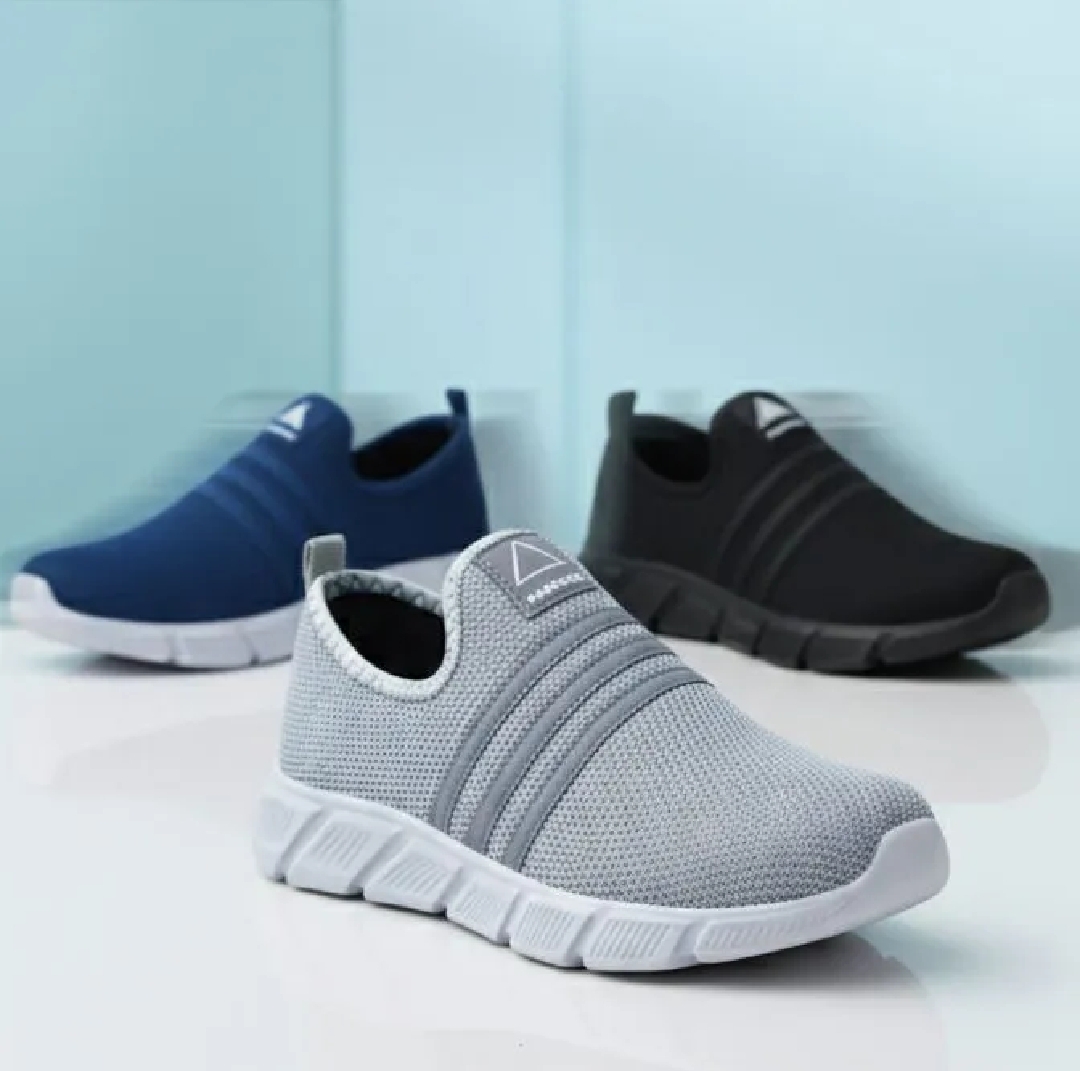 Men Casual Shoes Canvas Classic Loafers Fashion Slip On Flat Walking Gym Running Shoes for Men.Shoes For Boys